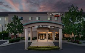 Courtyard Chico